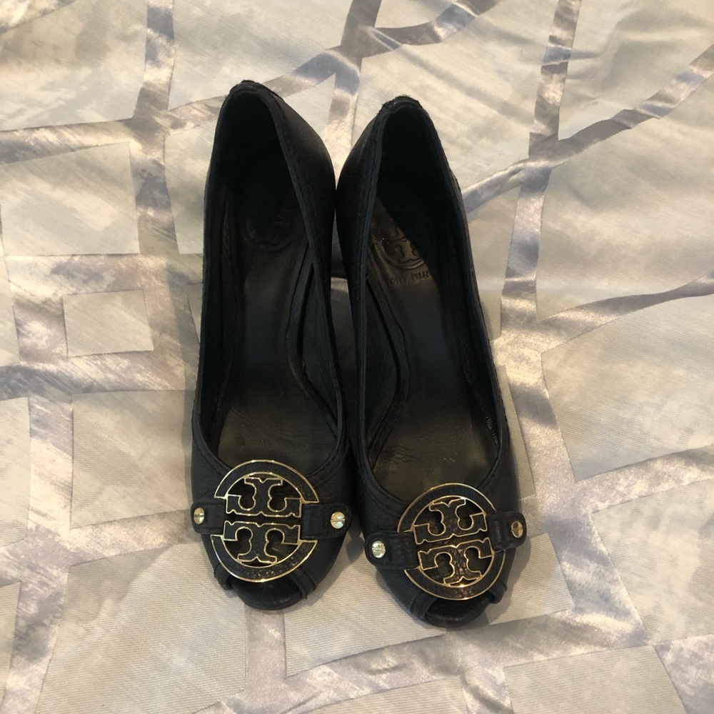Tory Burch Black Peep Toe wedge
